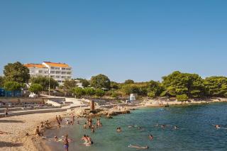 Spa & Wellness Hotel Pinia - Malinska - 3