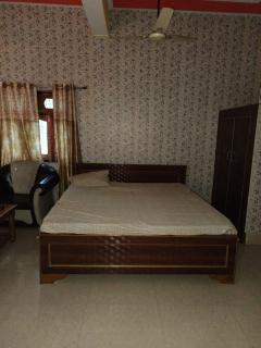 Munna Homestay - Nichlaul - 1