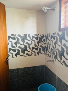 Tauro's Haven Homestay - Charming 3BHK, 4Bath Home - Mangalore - 5