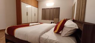 Airport villa - - 6