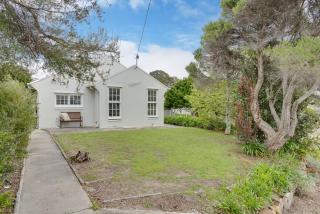 Sorrento Darling by Ready Set Stay - Sorrento - 9