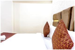 PREMIUM HOTEL VARANASI G -P R Near Temple - Dashashwamedh Ghat - fully Air Conditioned hotel at Prime Location - Hygiene & Spacious Room - BEST HOTEL IN VARANASI - - 7