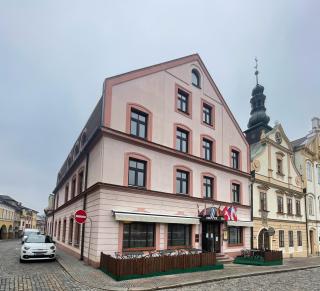 Hotel Bravo - Česká Třebová - 0
