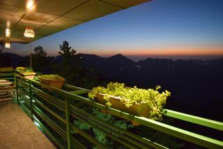 Aachman Nature Valley Resort Mashobra BY NAINA STAYCATION- Private Parking - Balcony and valley view Rooms - 2