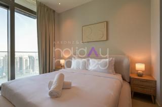 Spacious and Elegant 2BR Marina Gate 2 - 4