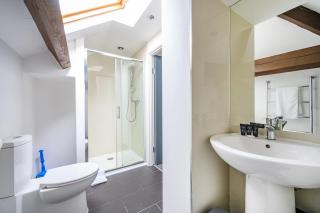 -RC83- For your relaxed,Cosy stay,Free Parking - Leeds - 6