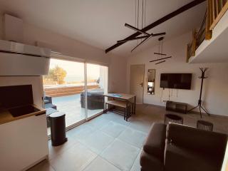 Petite maison avec accès piscine et jacuzzi chauffée - Istres - 2