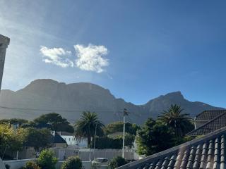 Sanssouci - home away from home - Cidade Do Cabo - 8