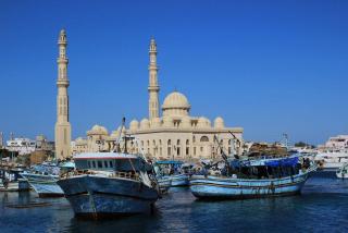 Beachfront Cozy Flat 10 minutes from air port, Free WIFI - Hurghada - 6