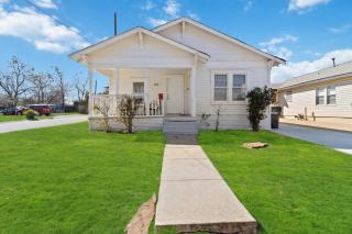 Charming Bungalow in McKinney – Walk to Downtown bungalow - McKinney - 7