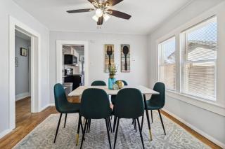Charming Bungalow in McKinney – Walk to Downtown bungalow - McKinney - 2