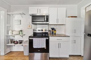 Charming Bungalow in McKinney – Walk to Downtown bungalow - McKinney - 7