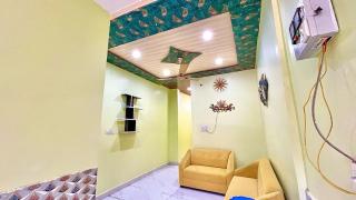 Shree Ghanshyam Palace - Orchha - 5