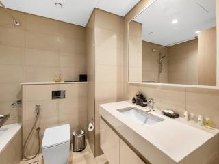 Burj Royale 2BR Full Burj Khalifa & Fountain view - 2