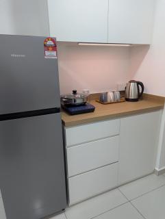 Shines GuestHouse 1Br Hi-Privacy Condo - Kampong Telok Jawa - 1