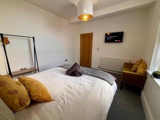 Franks Apt 3 - Sleeps 4 - 1