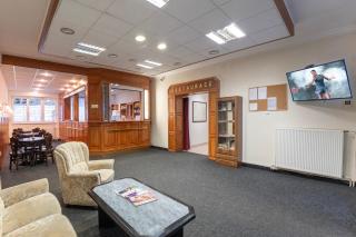 Sport Hotel Gejzirpark - Karlovy Vary - 4