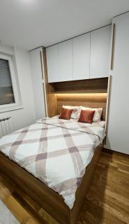 Stan na dan-Apartman Mia - Lukavica - 7