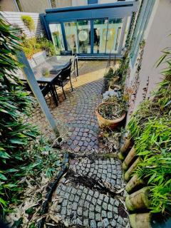 Charming Cottage with Spa and Nature Views - - 1