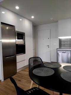 Claudia Luxury Apartment near the beach with a pool, gym, and secure gated parking - Arenales del Sol - 1
