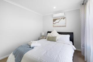 Spacious 4 Bedroom house in Southern River - Perth - 5