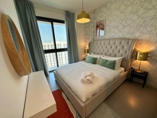 Mall Access One Bedroom High Floor - - 0