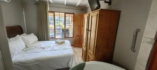 Franschoek - Holiday House on the River - 5