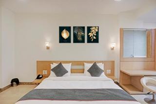 Townhouse RELAX SUITS A BOUTIQUE HOTEL VASUNDHARA - Ghaziabad - 4