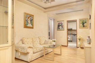 Saryan Street 2 Bedroom Large apt with Balcony! - Erevan - 5
