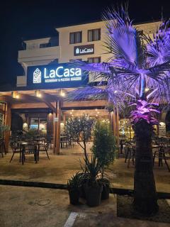 LaCasa Apartments & Restaurant - 0