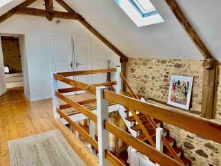 Spacious Family Home with Private Pool, Garden and Forest, Dordogne Countryside - Cause-de-Clérans - 2