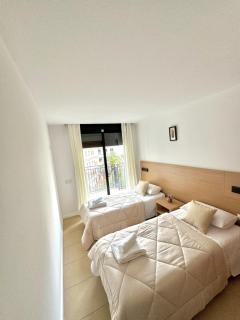 Cozy apartment with swimming pool - 1