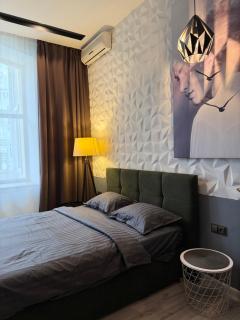 NEW APART Lesi Ukrainky Blvd and Olimpiyska and KRESHCHATYK and Manhattan City with parking - Kiev - 7
