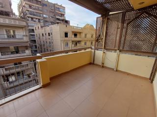 شقة الزهراء مع يثرب بتراس كبير - Il Cairo - 5