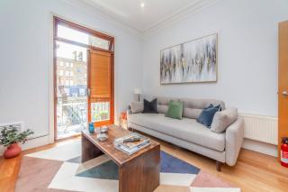 Beautiful Comfy 2 BDR apt with balcony, Chelsea - Londra - 4