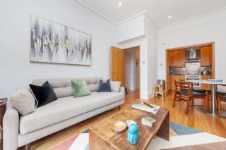 Beautiful Comfy 2 BDR apt with balcony, Chelsea - Londra - 0