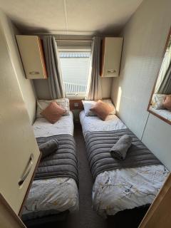 Sunnymede - B8 on Fantasy Island caravan with hot tub, WiFi, pet friendly - Meadow Lakes Caravan & Lodge Hire - Ingoldmells - 1