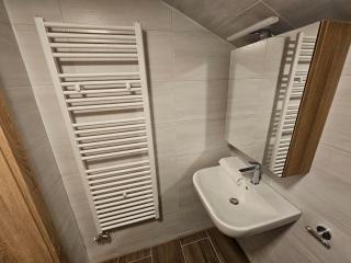 Cozy, new FEWO with 4 beds close to lifts - 1