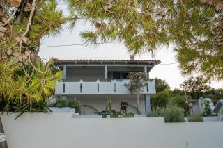 Lili and Blue - Charming house - Porto Rafti - 3