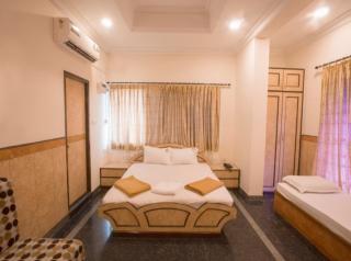 Hotel Suriya International - 2