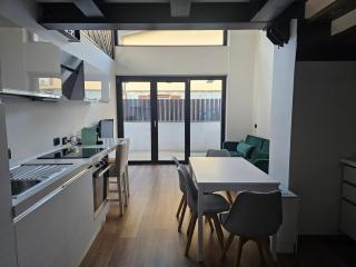 Mezzago Royal Suites - - 9