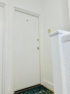 Abeville Village Apartment - Londra - 8