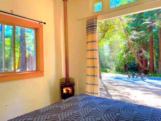 Ocean Forest Bungalows- Deluxe Glamping- Outdoor Showers- Off Grid - 6