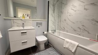 Superb Apt at the Marina - 6