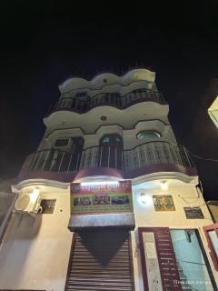Raghunandan Home stay - Ayodhya - 8