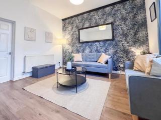 Spacious 3-Bedroom Home - Free WiFi - Free Parking - Ashton under Lyne - 9