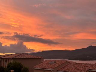 Superbe vue Mer et Montagne - T3 - 5mn des plages - Propriano - 7