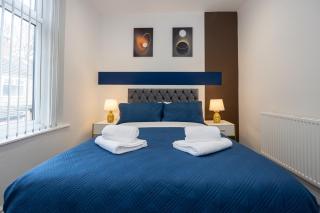 CollegeHouse-BusinessReady-FREEParking&WIFI - Manchester - 0
