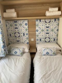 2 Bed Static Caravan sleeps 6 Saxmunham - 7