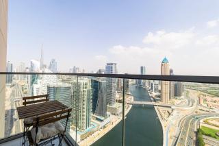 4BHK in Business Bay w Burj Khalifa View Noora 4304 - 1